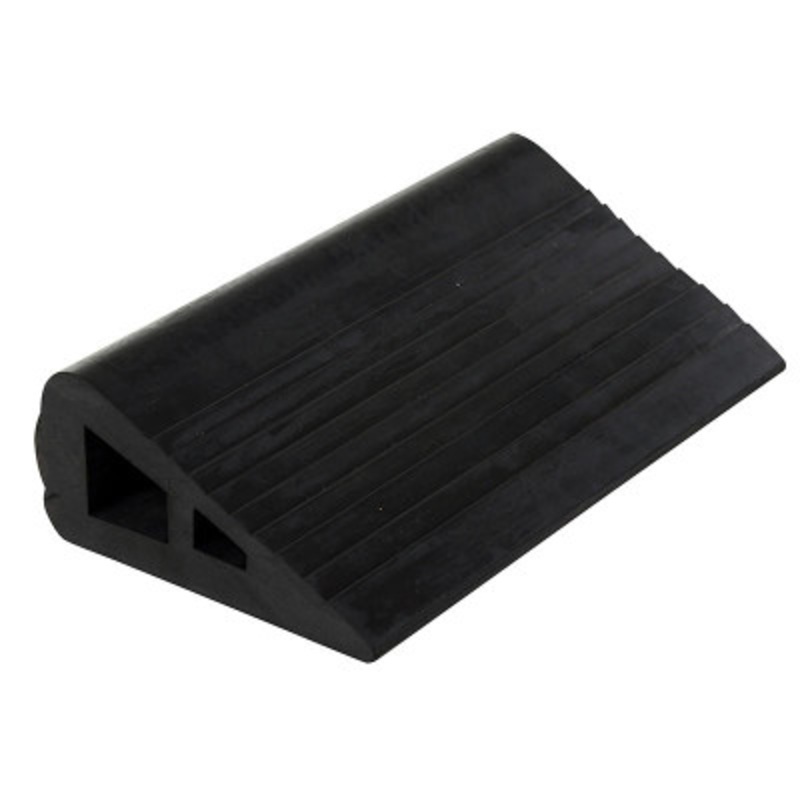 Rubber Triangular Wedge 6-3/4in x 12in x 3in, Black
