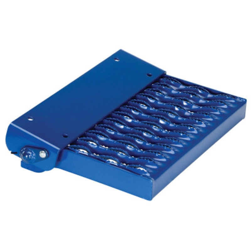 Serrated Fold Up Step Spring Load 10-1/4 x 15-3/4 x 4in, 350lb